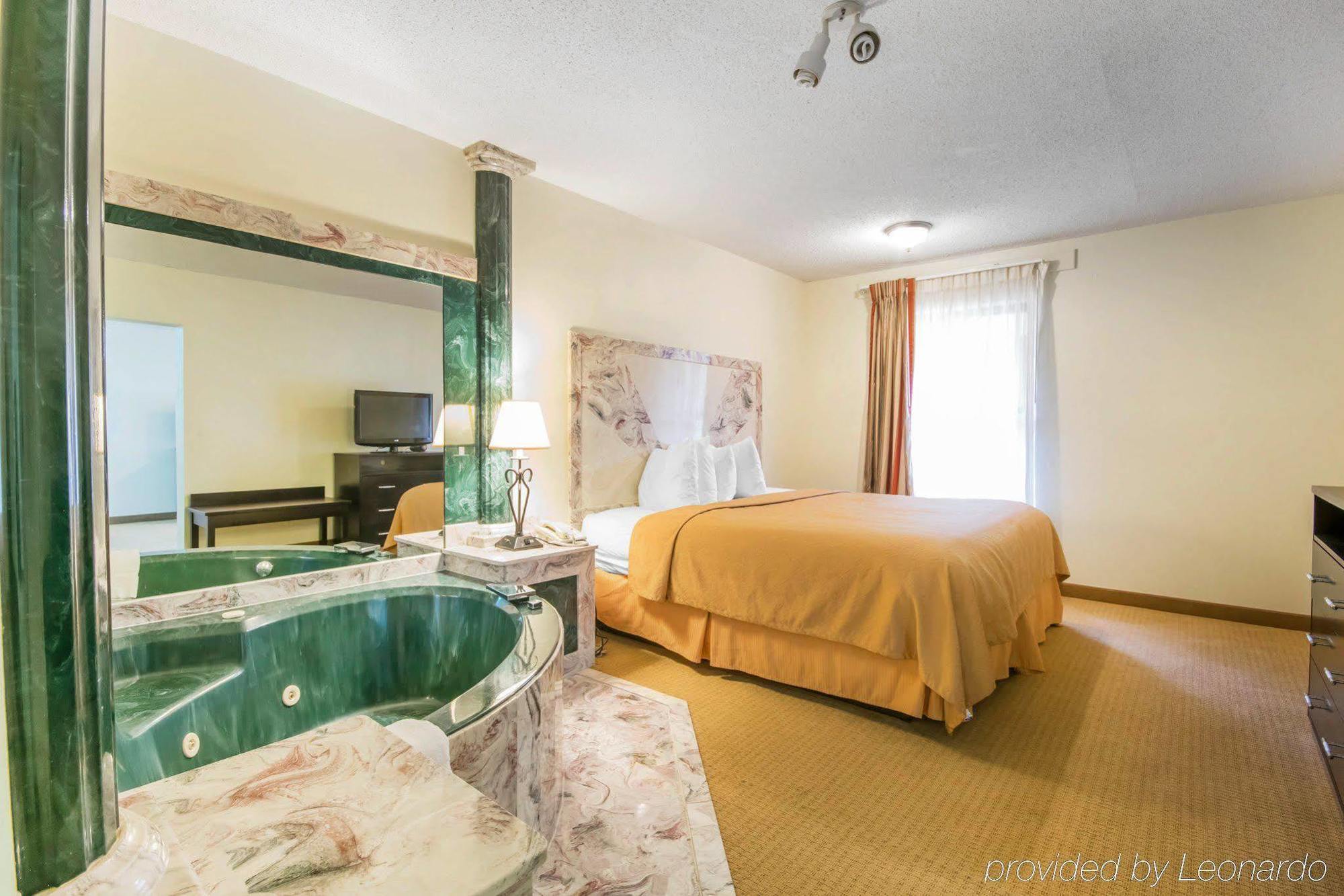 Quality Inn Russellville Eksteriør billede